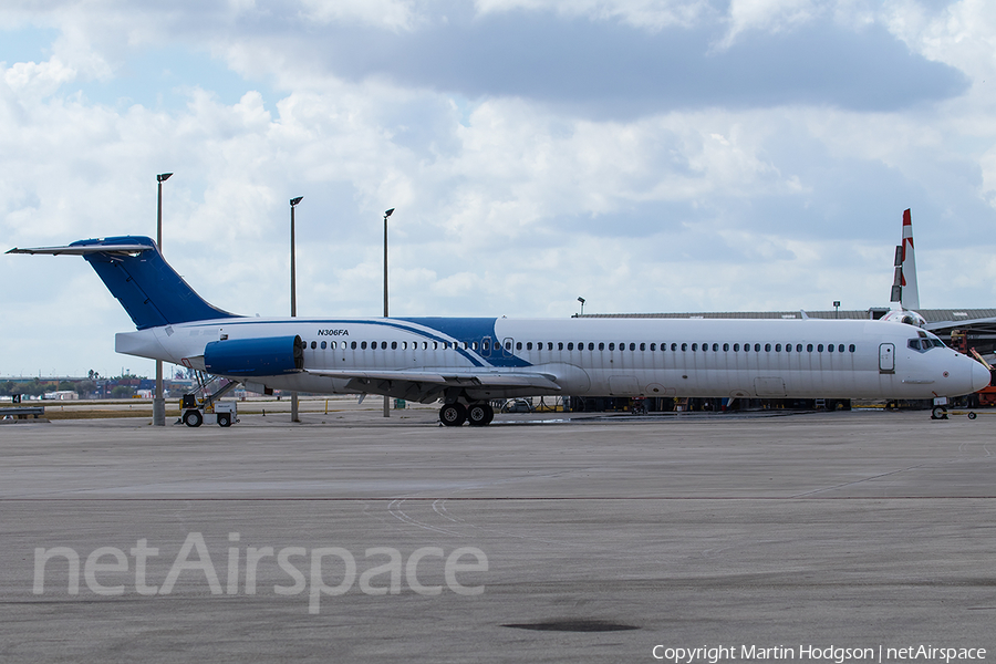 Falcon Air Express McDonnell Douglas MD-83 (N306FA) | Photo 227567