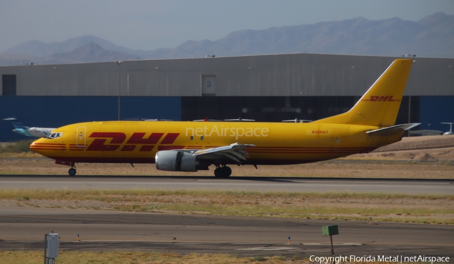 DHL (Mesa Airlines) Boeing 737-45D(SF) (N306GT) | Photo 610661