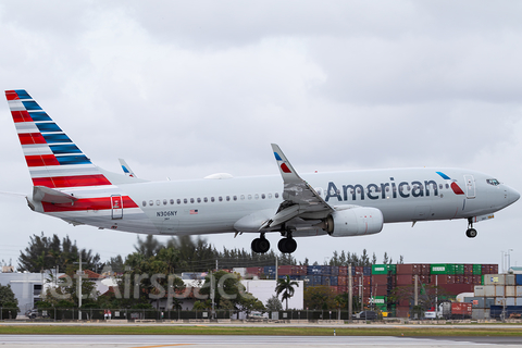 American Airlines Boeing 737-823 (N306NY) at  Miami - International, United States