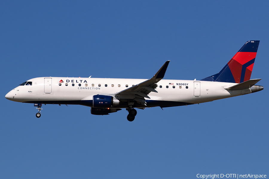 Delta Connection (SkyWest Airlines) Embraer ERJ-175LR (ERJ-170-200LR) (N306SY) | Photo 538811