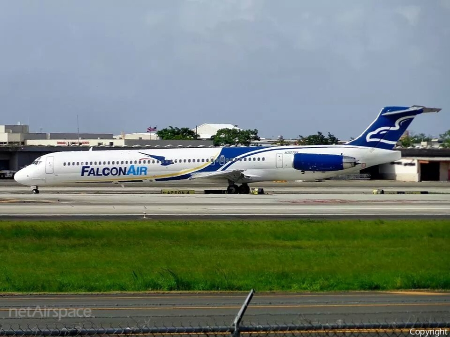 Falcon Air Express McDonnell Douglas MD-83 (N307FA) | Photo 52437