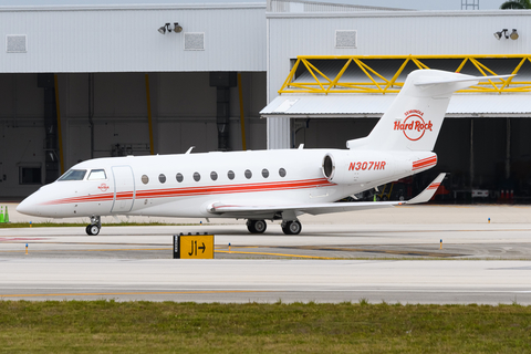 Pentastar Aviation Charter Gulfstream G280 (N307HR) at  Ft. Lauderdale - International, United States