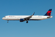 Delta Air Lines Airbus A321-211 (N308DN) at  Las Vegas - Harry Reid International, United States