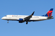 Delta Connection (SkyWest Airlines) Embraer ERJ-175LR (ERJ-170-200LR) (N308SY) at  Windsor Locks - Bradley International, United States