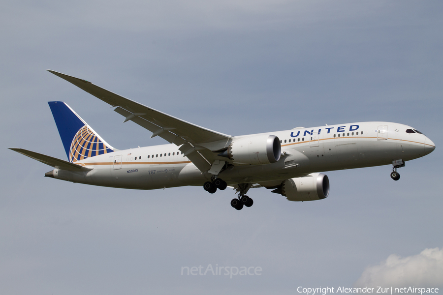 United Airlines Boeing 787-8 Dreamliner (N30913) | Photo 88564