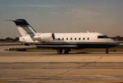 Flexjet Bombardier CL-600-2B16 Challenger 604 (N309FX) at  Chicago - Midway International, United States