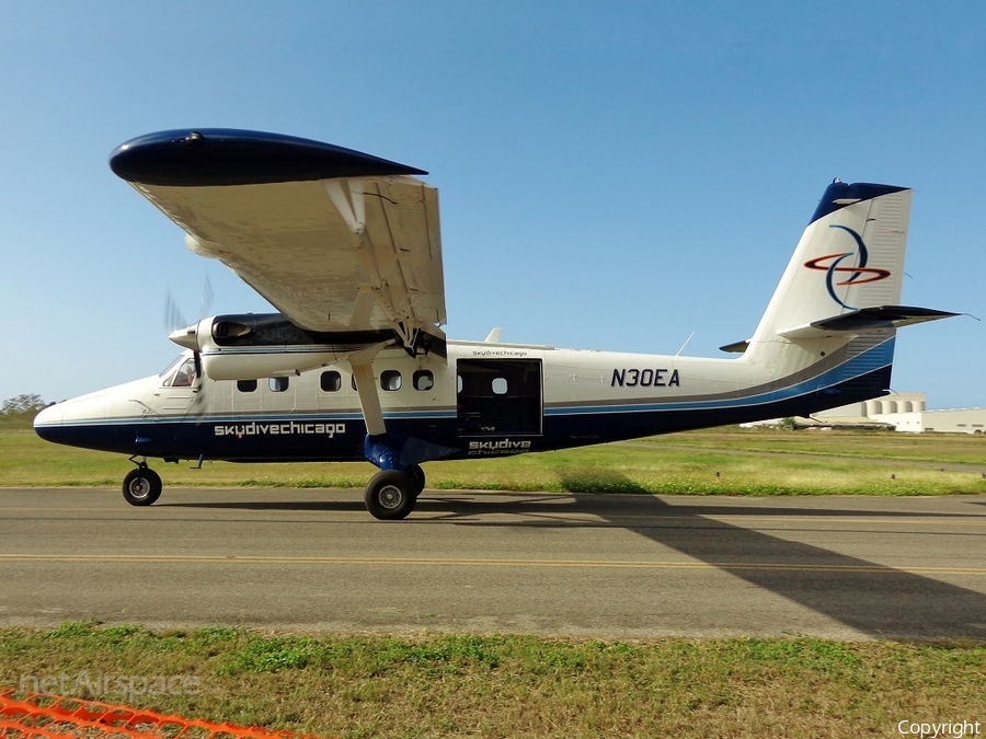 Skydive Chicago de Havilland Canada DHC-6-200 Twin Otter (N30EA) | Photo 99119
