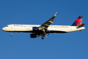 Delta Air Lines Airbus A321-211 (N310DN) at  Tampa - International, United States