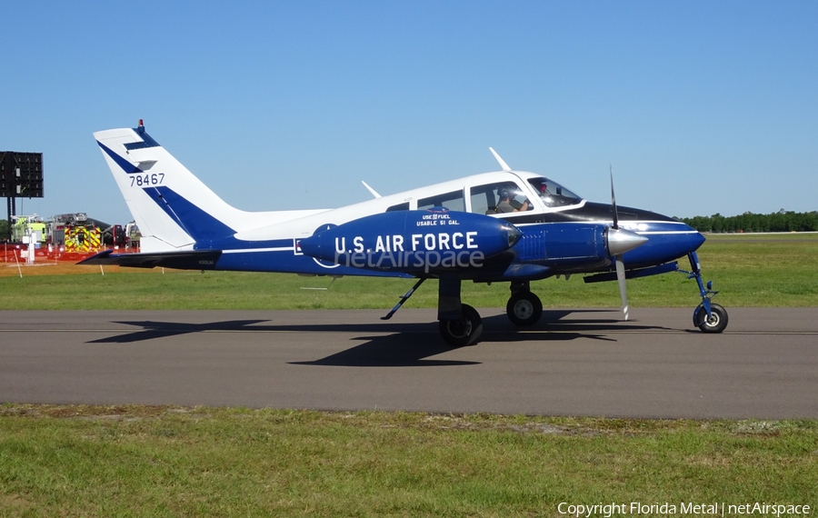 (Private) Cessna 310D (N310LM) | Photo 578720