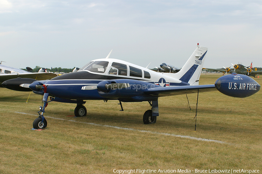 (Private) Cessna 310D (N310LM) | Photo 168179