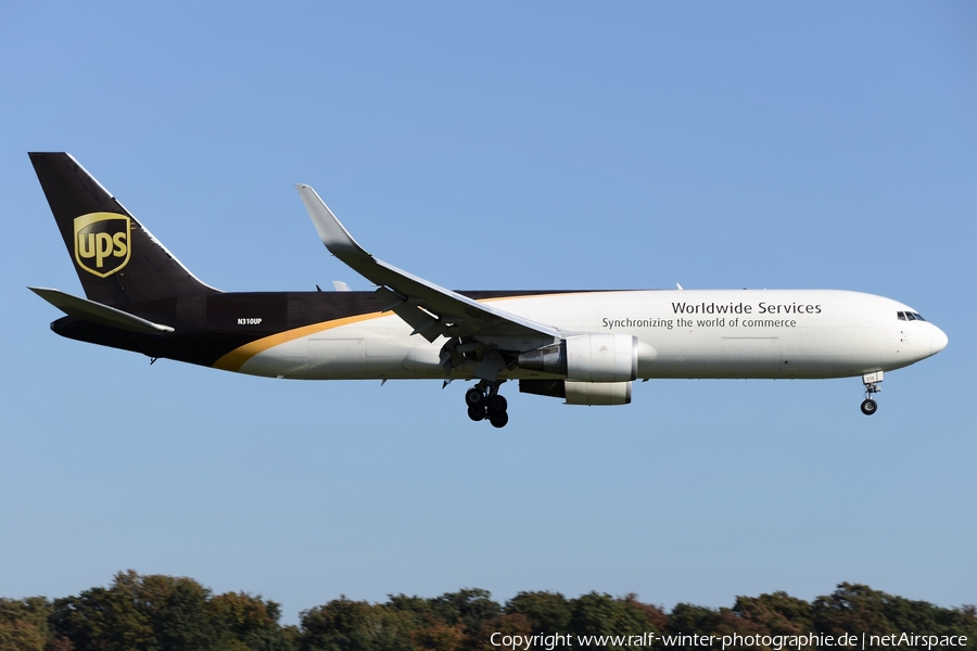 United Parcel Service Boeing 767-34AF(ER) (N310UP) | Photo 402384