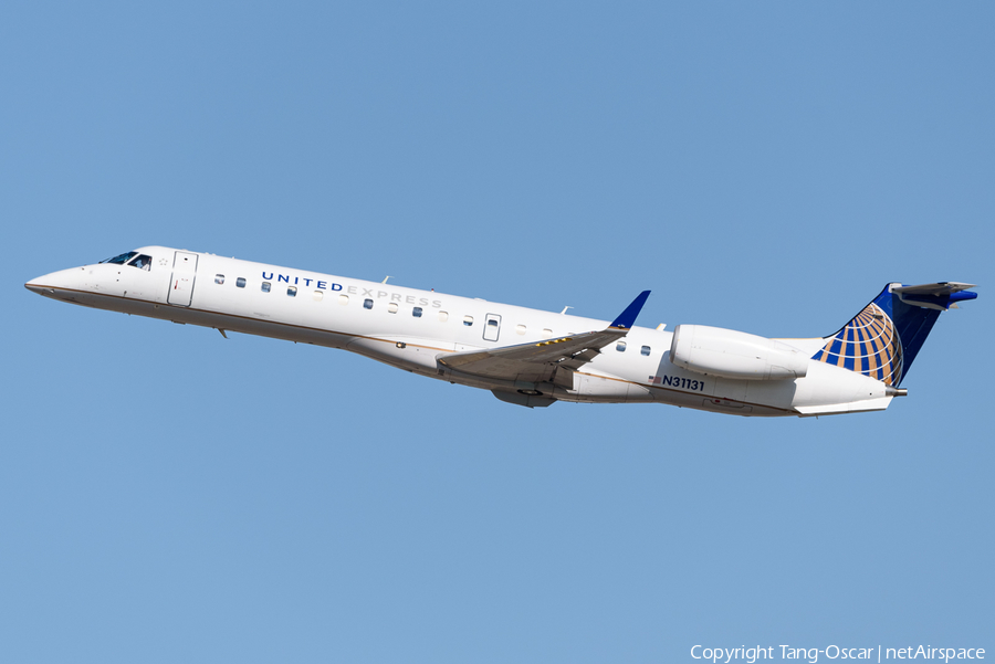 United Express (ExpressJet Airlines) Embraer ERJ-145XR (N31131) | Photo 468874