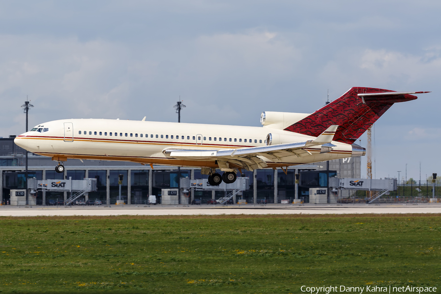 (Private) Boeing 727-17(RE) (N311AG) | Photo 177941