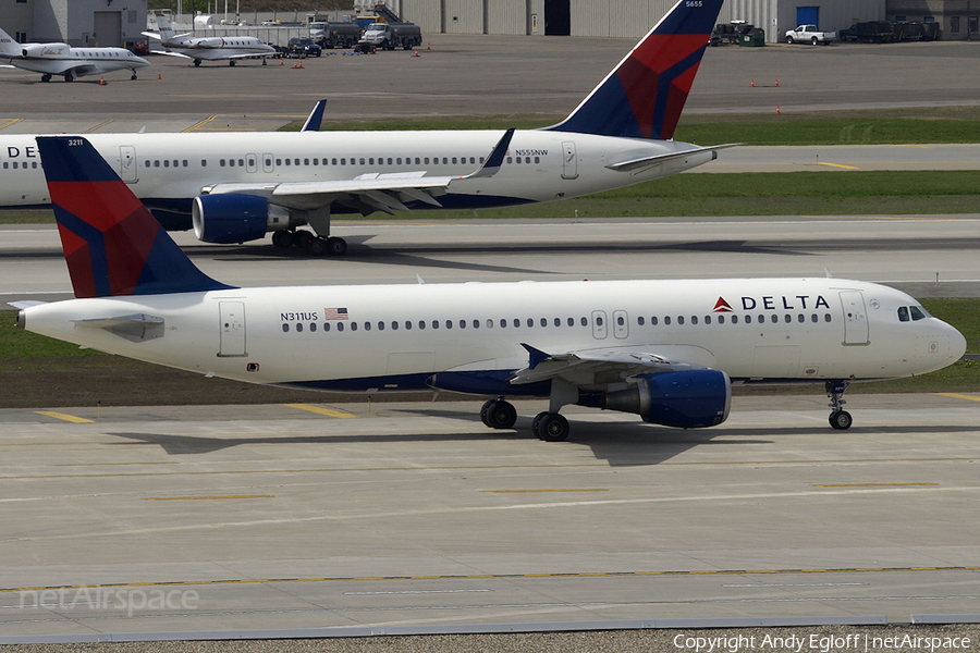 Delta Air Lines Airbus A320-211 (N311US) | Photo 225673