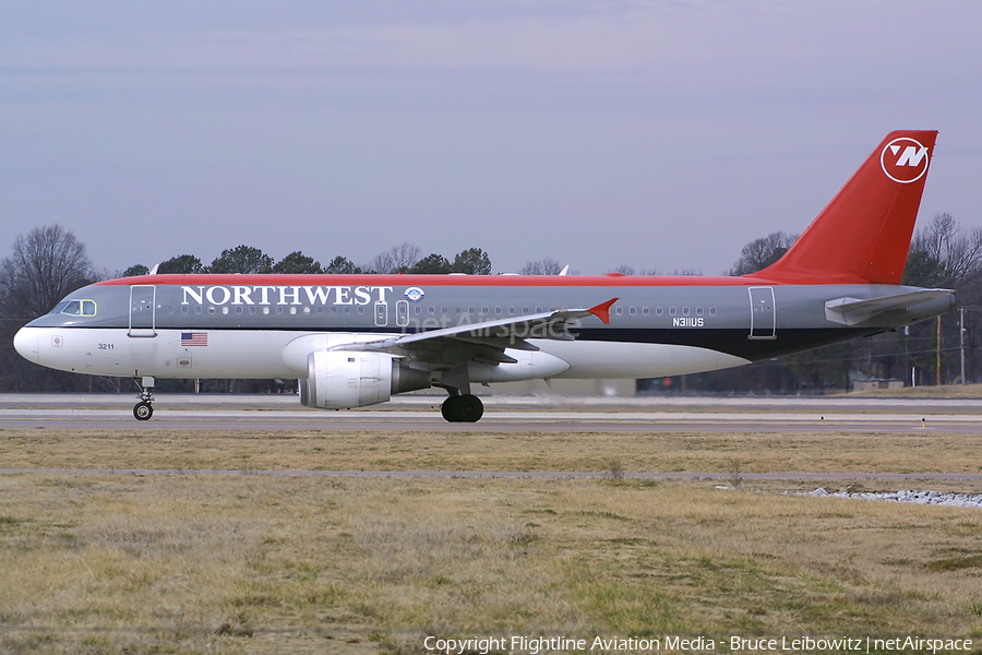 Northwest Airlines Airbus A320-211 (N311US) | Photo 182588
