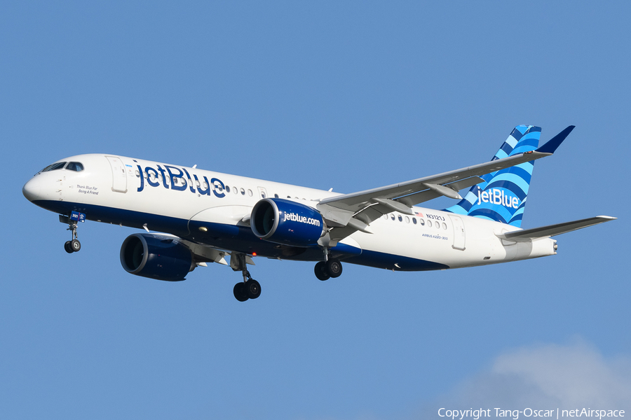 JetBlue Airways Airbus A220-300 (N3121J) | Photo 628040