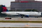 Delta Air Lines Airbus A320-211 (N312US) at  Miami - International, United States