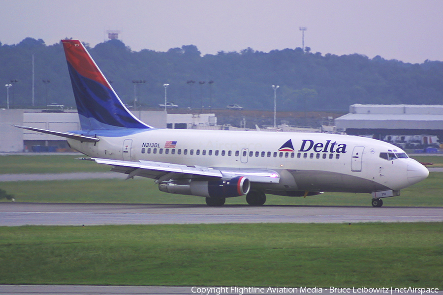Delta Air Lines Boeing 737-232Adv (N313DL) | Photo 185470