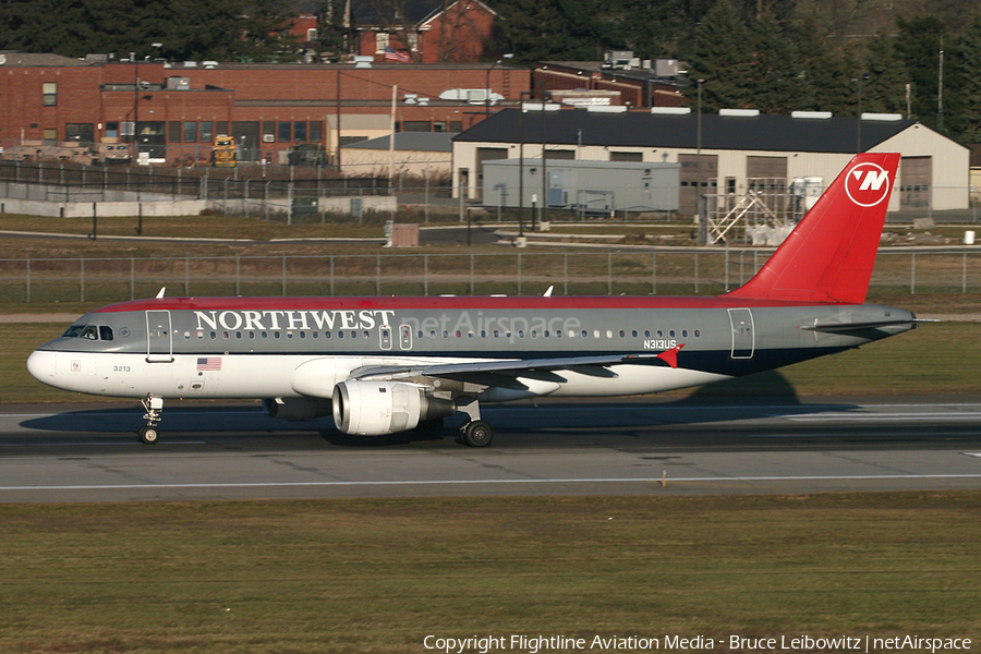 Northwest Airlines Airbus A320-211 (N313US) | Photo 176086