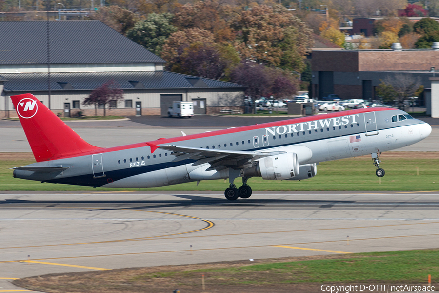 Northwest Airlines Airbus A320-211 (N313US) | Photo 191179
