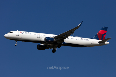 Delta Air Lines Airbus A321-211 (N314DN) at  Atlanta - Hartsfield-Jackson International, United States