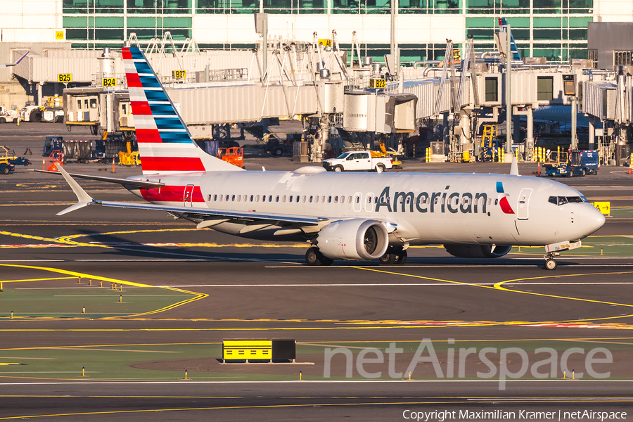 American Airlines Boeing 737-8 MAX (N315SD) | Photo 503158
