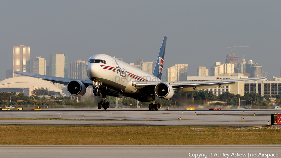 Amerijet International Boeing 767-338(ER)(BDSF) (N316CM) | Photo 172593