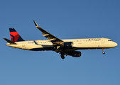 Delta Air Lines Airbus A321-211 (N316DN) at  Dallas/Ft. Worth - International, United States