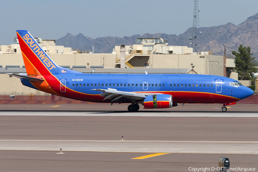 Southwest Airlines Boeing 737-3H4 (N316SW) | Photo 187749