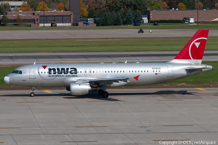 Northwest Airlines Airbus A320-211 (N316US) | Photo 191255