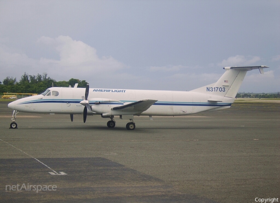 Ameriflight Beech 1900C (N31703) | Photo 77623