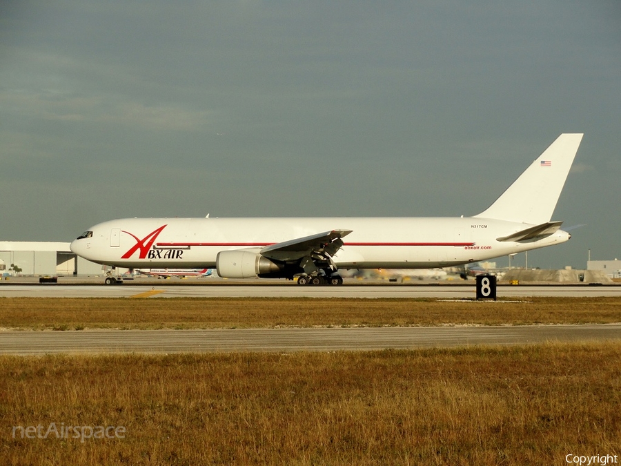 ABX Air Boeing 767-338(ER)(BDSF) (N317CM) | Photo 19774