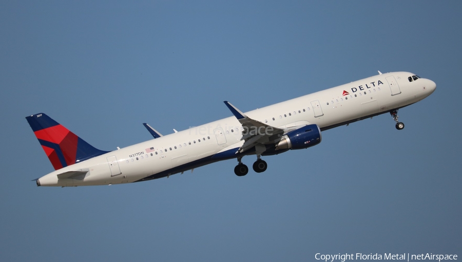 Delta Air Lines Airbus A321-211 (N317DN) | Photo 611083