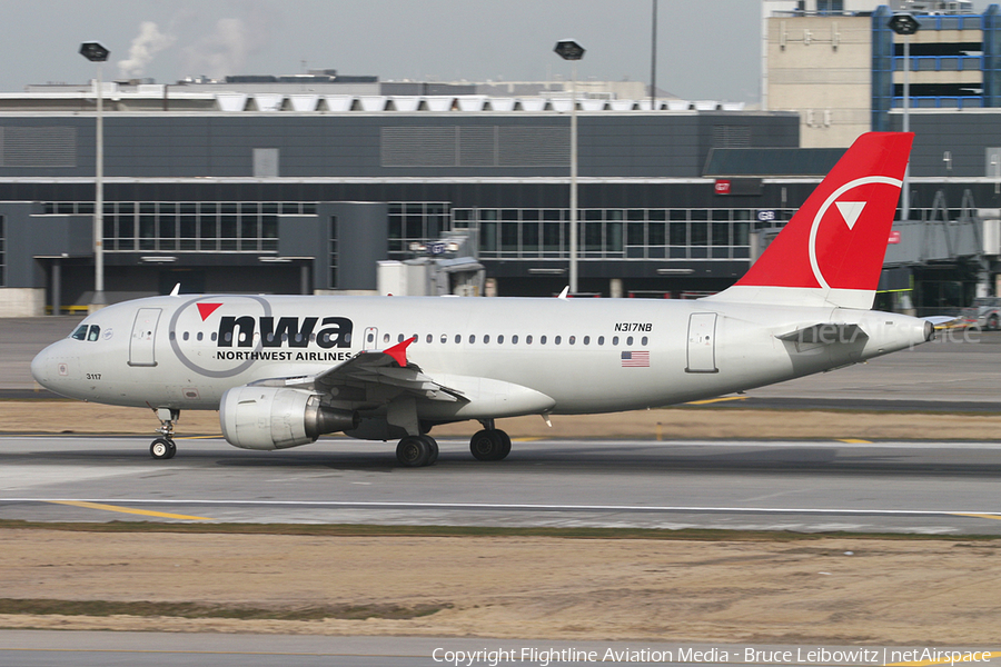 Northwest Airlines Airbus A319-114 (N317NB) | Photo 93029