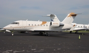 Hop-A-Jet World Wide Jet Charters Bombardier CL-600-2B16 Challenger 604 (N317RA) at  Orlando - Executive, United States