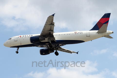 Delta Air Lines Airbus A320-211 (N317US) at  Chicago - O'Hare International, United States