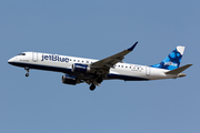 JetBlue Airways Embraer ERJ-190AR (ERJ-190-100IGW) (N318JB) at  Dallas/Ft. Worth - International, United States