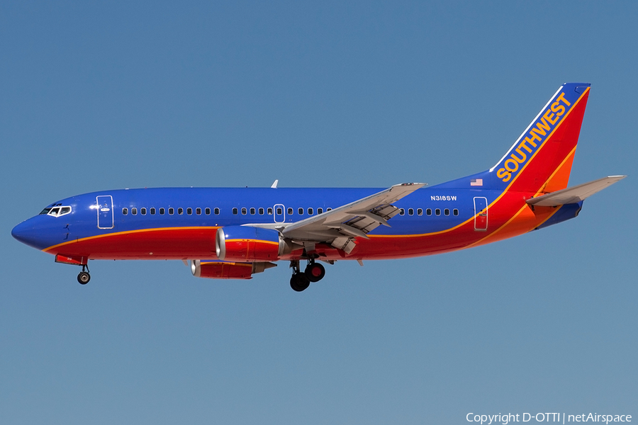 Southwest Airlines Boeing 737-3H4 (N318SW) | Photo 180526