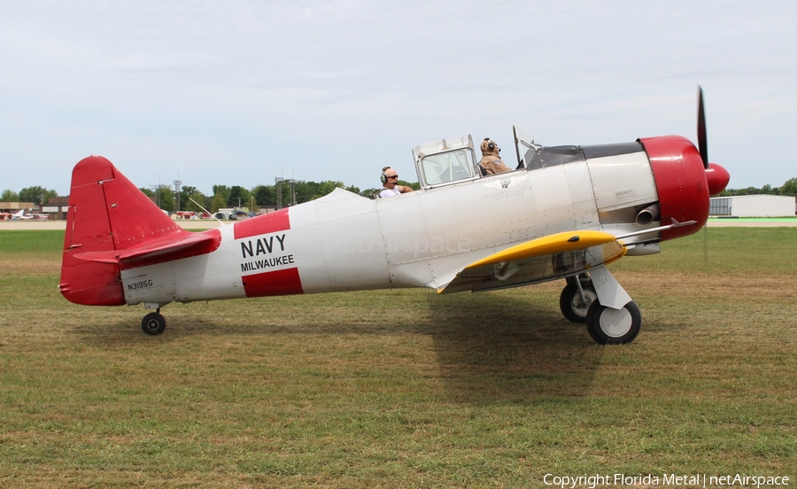 (Private) North American SNJ-5 Texan (N3195G) | Photo 330927