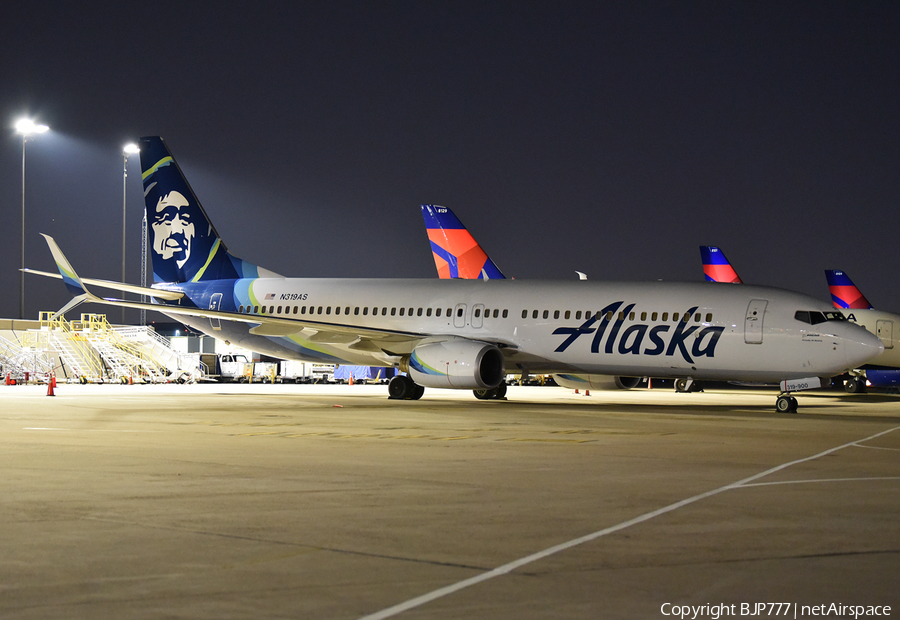 Alaska Airlines Boeing 737-990 (N319AS) | Photo 400378