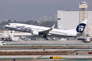 Alaska Airlines Boeing 737-990 (N319AS) at  Los Angeles - International, United States