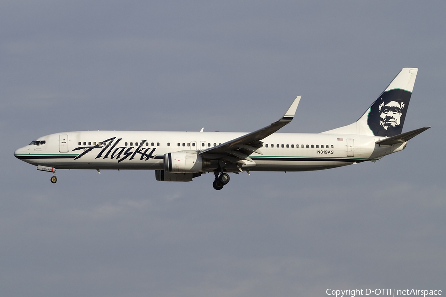 Alaska Airlines Boeing 737-990 (N319AS) | Photo 426211
