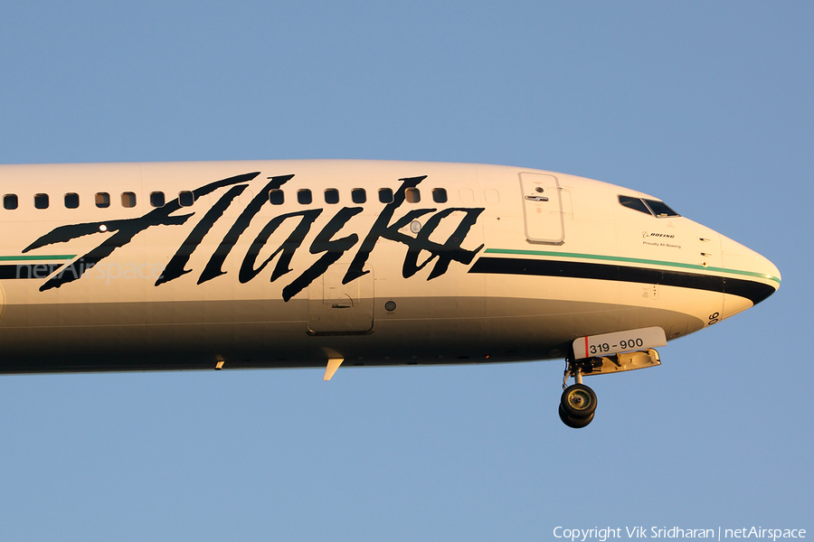 Alaska Airlines Boeing 737-990 (N319AS) | Photo 9165
