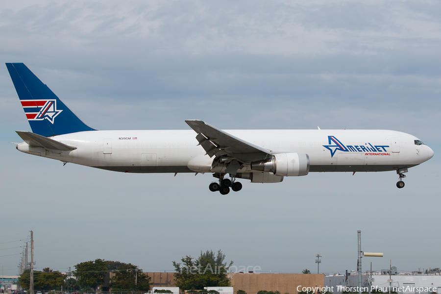 Amerijet International Boeing 767-338(ER)(BDSF) (N319CM) | Photo 101171