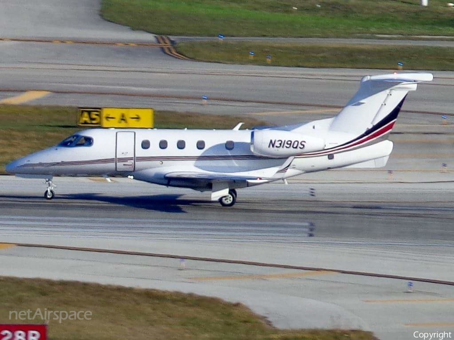 NetJets Embraer EMB-505 Phenom 300 (N319QS) | Photo 150256