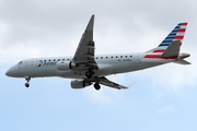 American Eagle (Envoy) Embraer ERJ-175LR (ERJ-170-200LR) (N319RG) at  Chicago - O'Hare International, United States