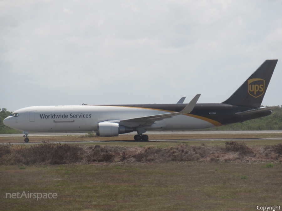 United Parcel Service Boeing 767-34AF(ER) (N319UP) | Photo 313382