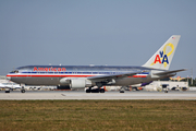 American Airlines Boeing 767-223(ER) (N320AA) at  Miami - International, United States