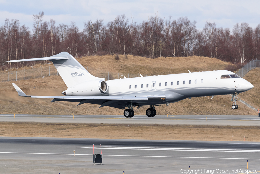 Sun Air Jets Bombardier BD-700-1A10 Global Express (N320GX) | Photo 548081