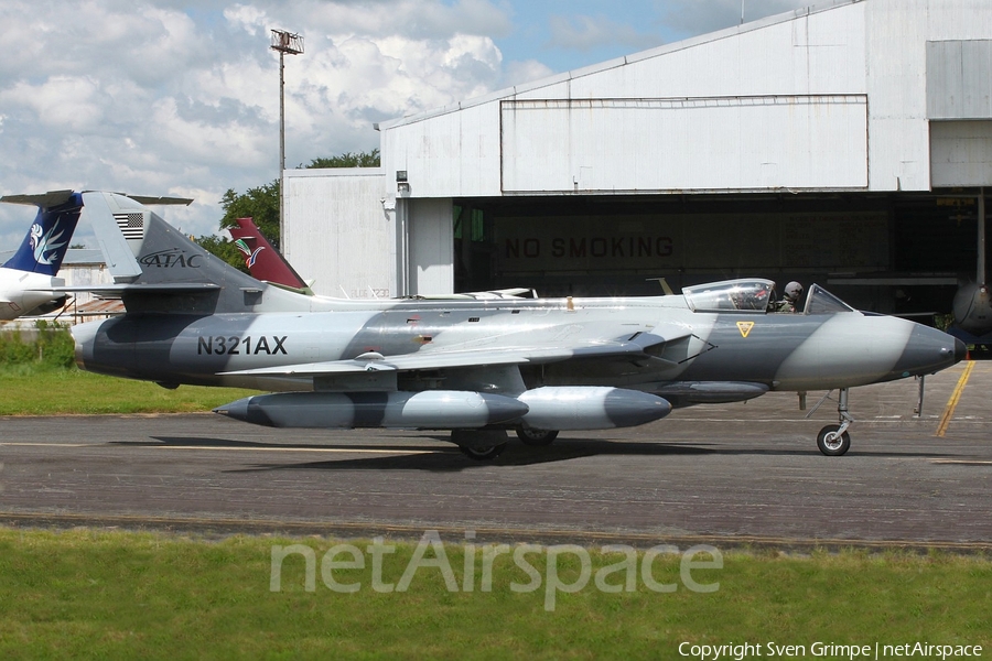 ATAC (Airborne Tactical Advantage Company) Hawker Hunter F.58 (N321AX) | Photo 35095